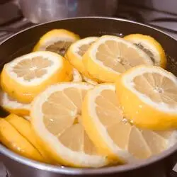 boiling up the lemon slices